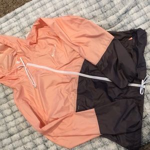 Columbia windbreaker